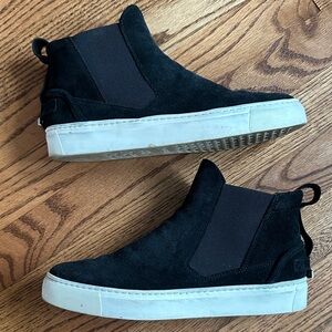 The Flexx Sneak Peak Suede Shoes- Women size 8.5